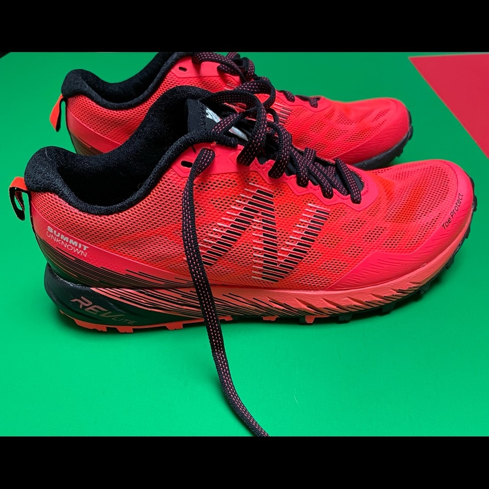 COPY - Brand new - New Balances! Bright coral/Black.